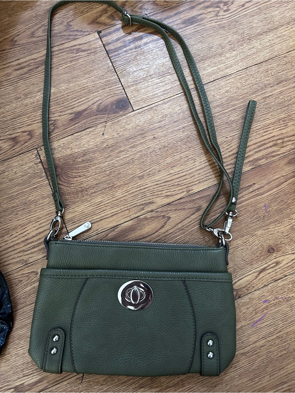 Olive Green Crossbody Bag – Stylish Everyday Women’s Shoulder Bag